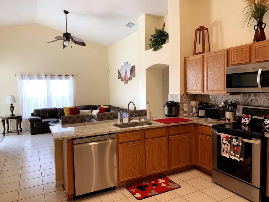 Minutes To Disney! Spacious Home W/ Private Pool, Themed Rooms! Orlando Exterior photo